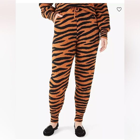 Kate Spade New York Tiger Stripes Dream Jogger Set (Pants M, Sweater L) - Picture 5 of 10